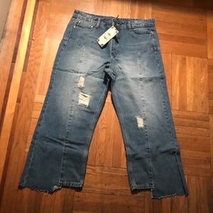 Tempo Paris NWT size large distressed jean